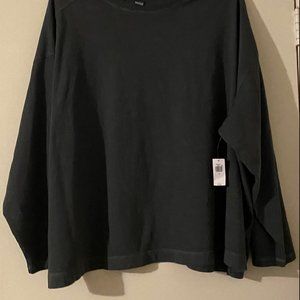 NWT Old Navy dark gray lightweight sweatshirt 3X. Cute AND Cozy!